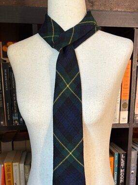 LOCHCARRON vintage Scottish tartan tie